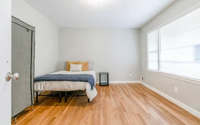 Alojamiento entero en residencia en Street, GA, Atlanta, United States, 30310, imagen 3 de 20