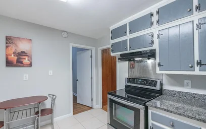 Alojamiento entero en residencia en Street, GA, Atlanta, United States, 30310, imagen 6 de 20