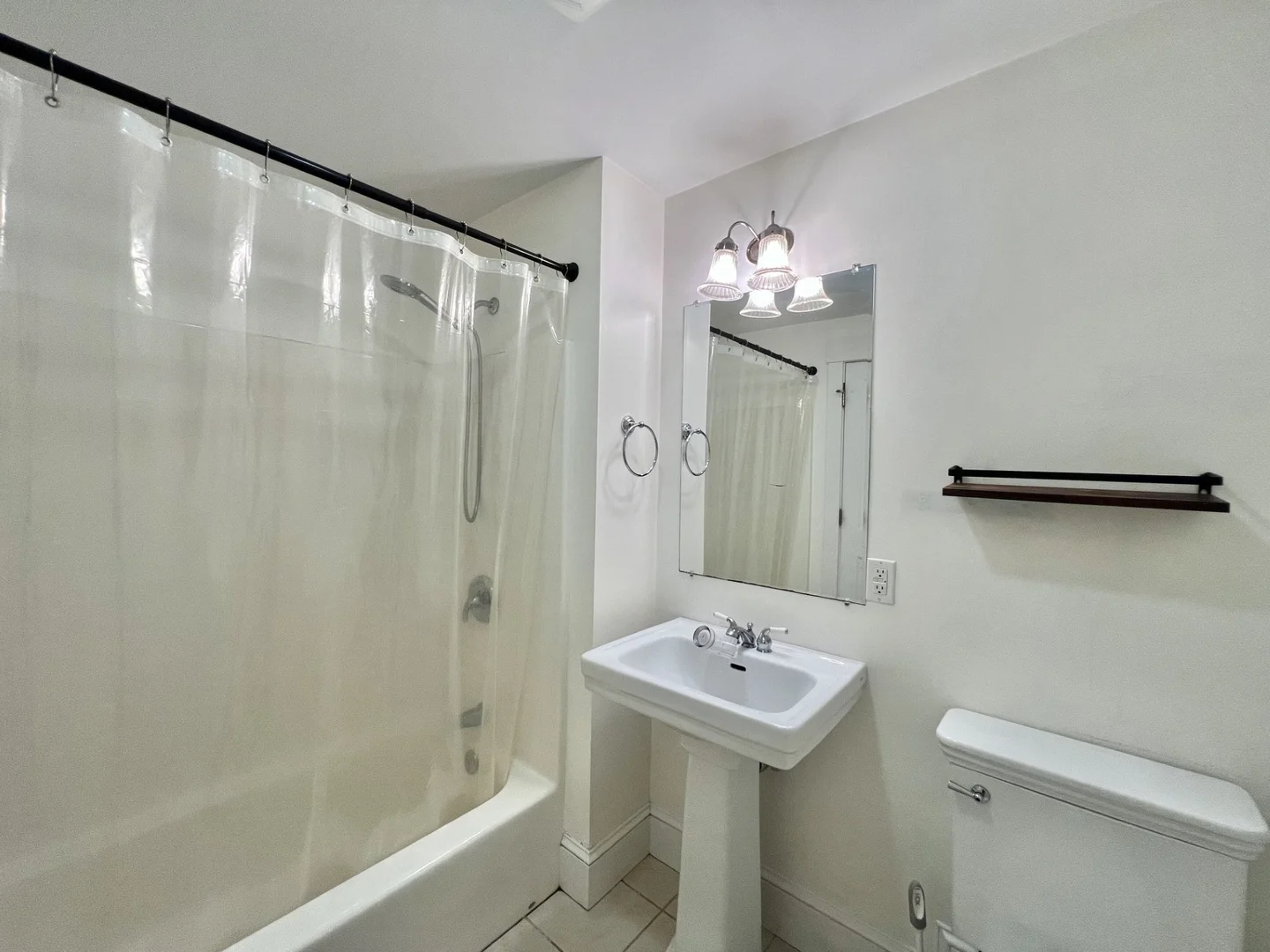 432, Norfolk, Unit 4C, Cambridge, Somerville, MA, 02143