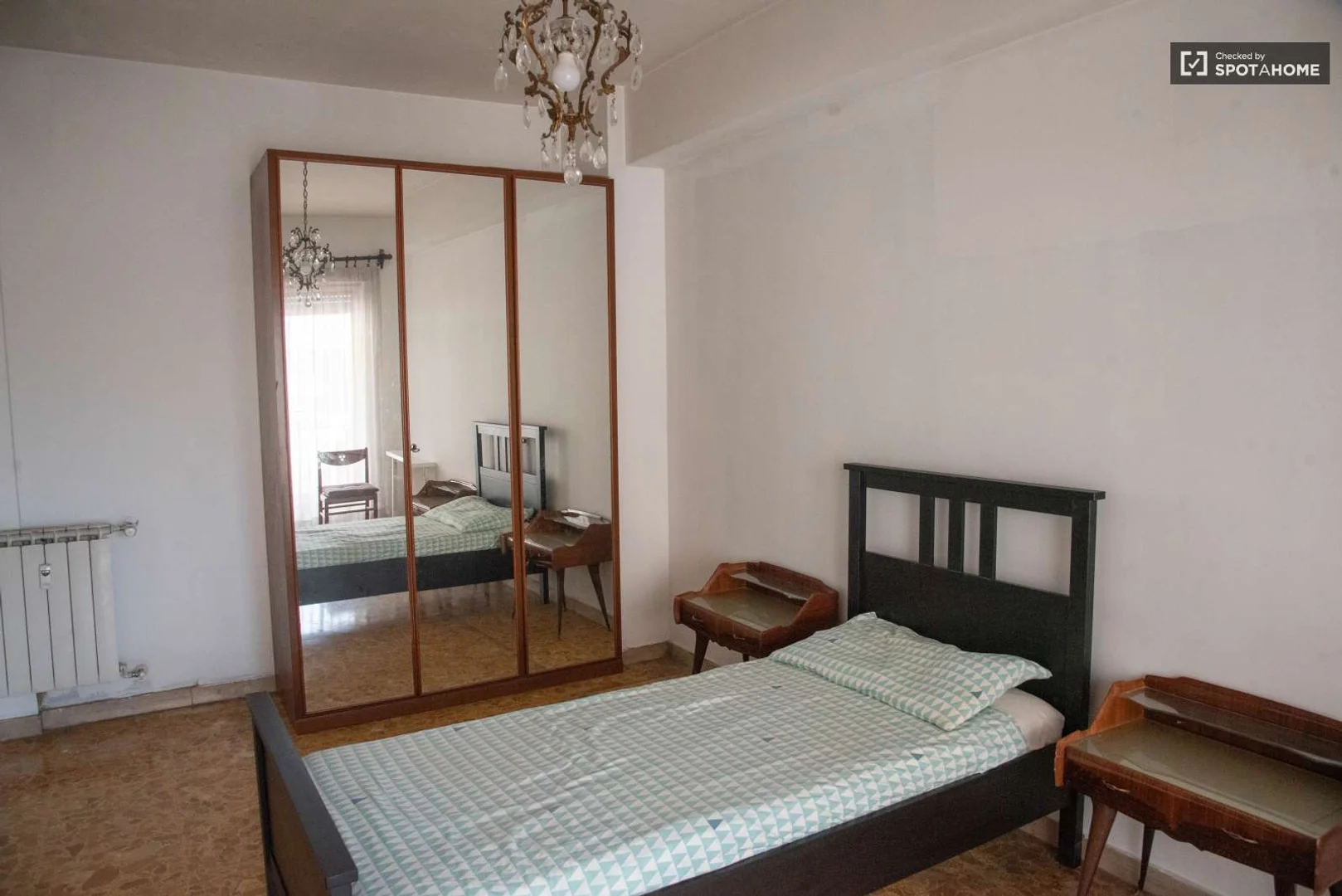Chambre d'étudiant confortable et spacieuse dans