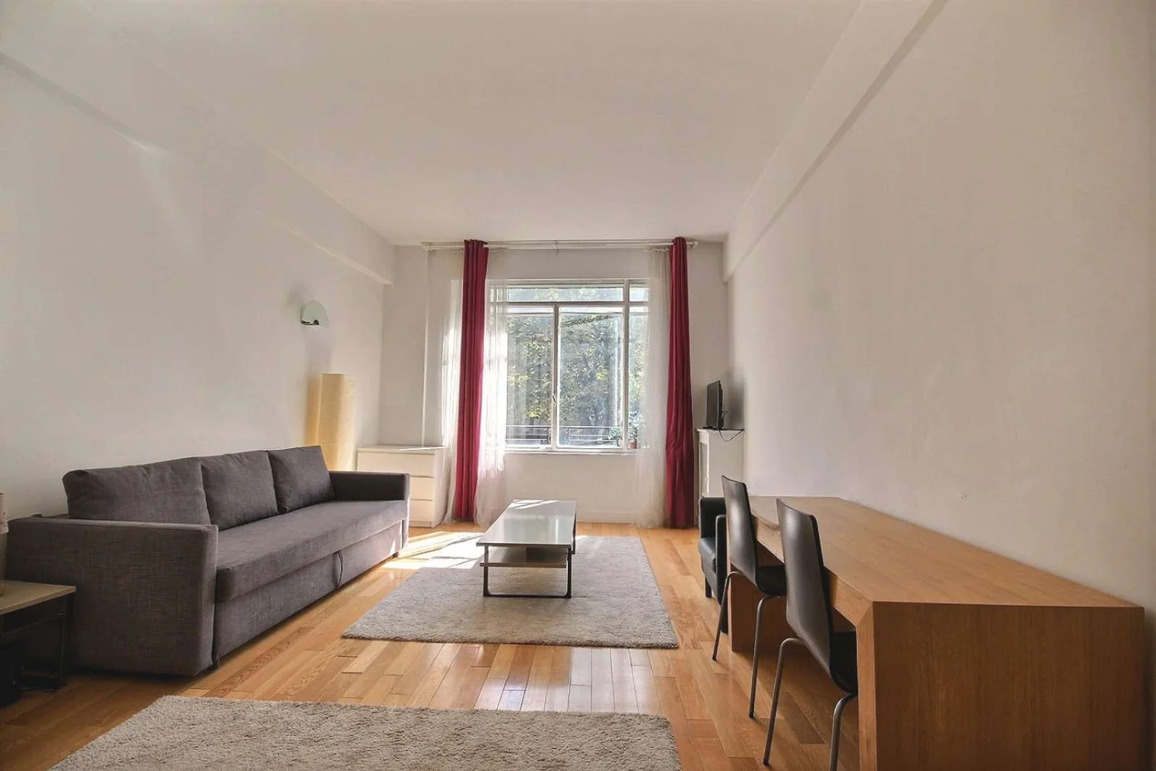 Apartamento estúdio chique perto do campus em 