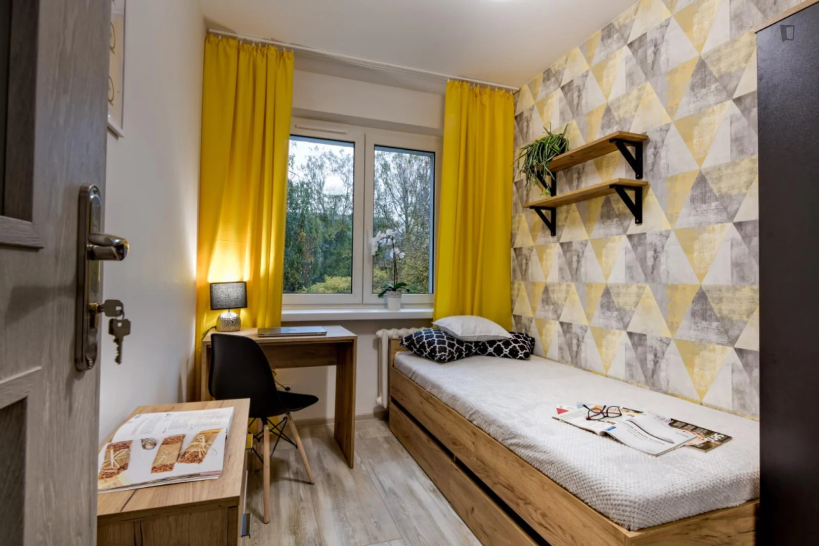 Habitación en apartamento estudiantil en alquiler en , completamente amueblado