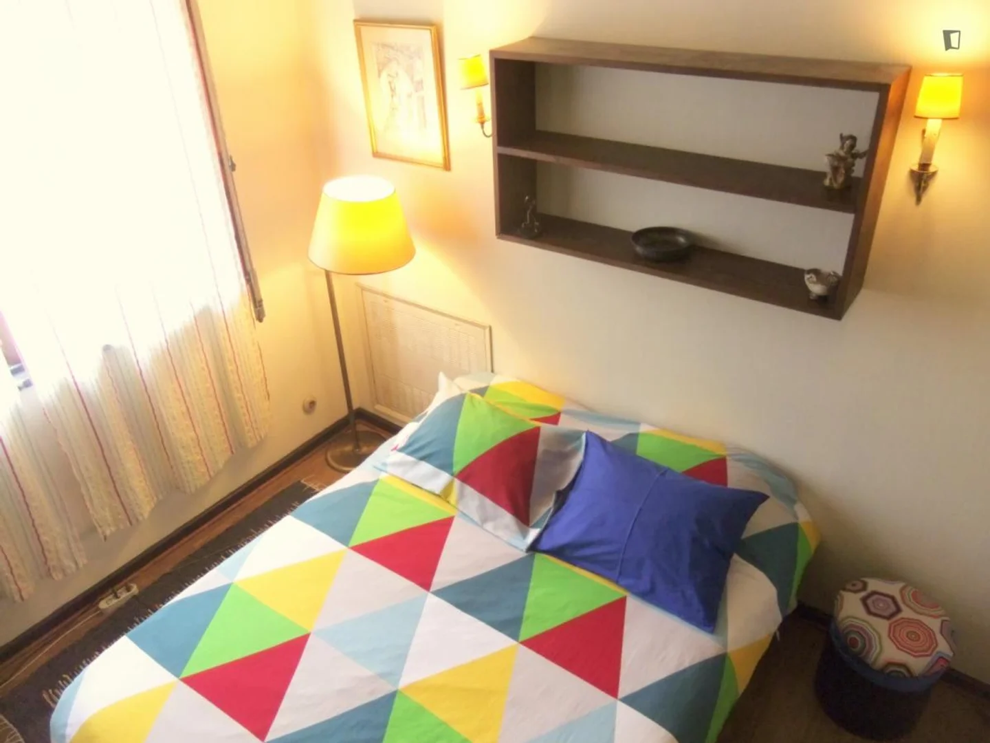 Zimmer in Studentenwohnung in  zu vermieten, voll möbliert