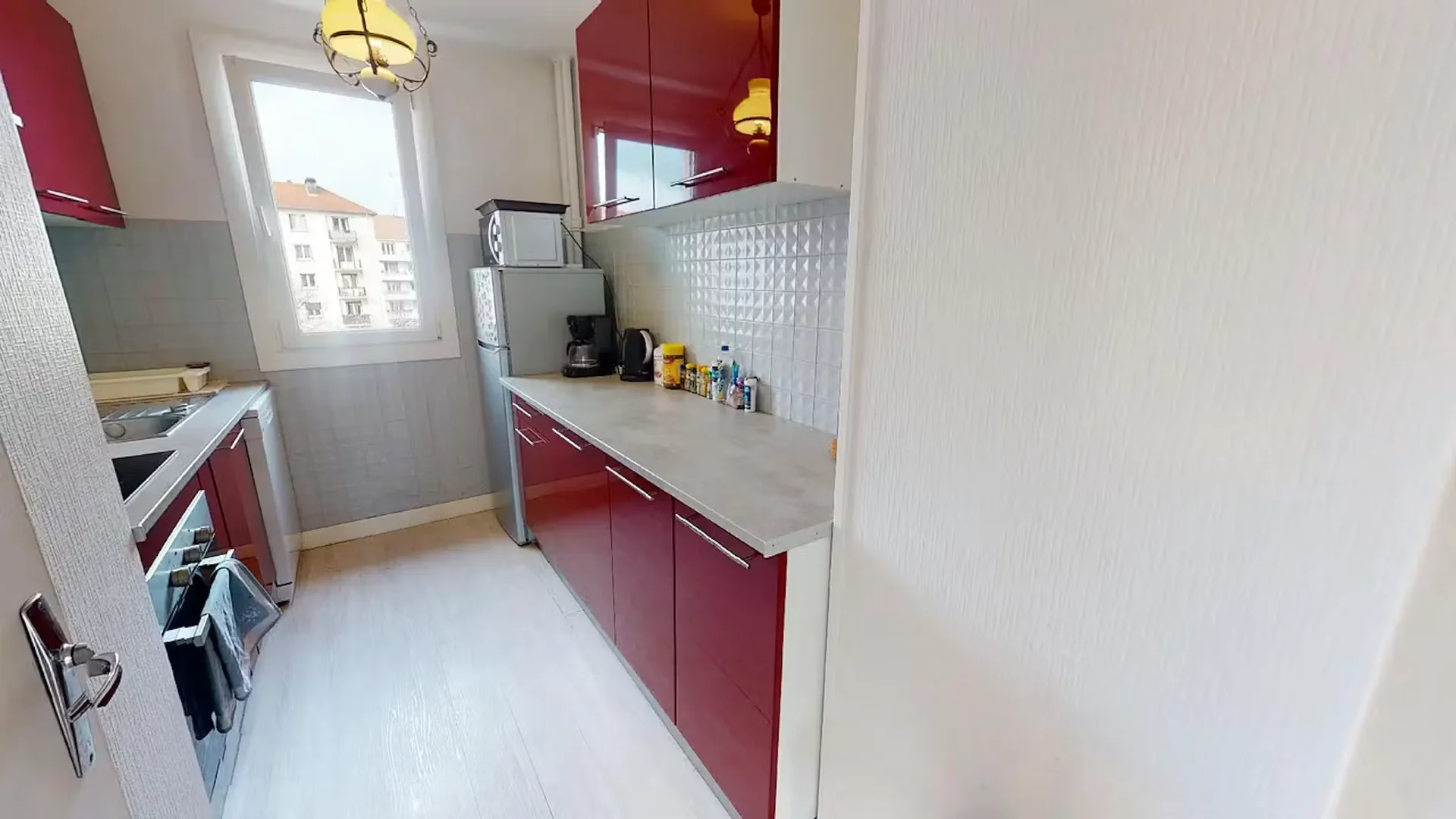 Budget-friendly student room close to campus in 