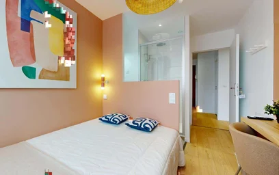 Özel oda konumu 50 Rue Saint-Maurice, 69008 Lyon, France, 5 17 görüntüsü