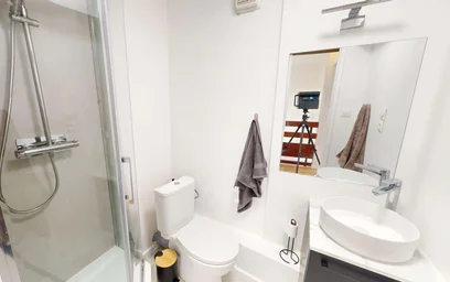 Quarto privado em 2 Rue d'Anjou, 29200 Brest, France, imagem 17 de 23