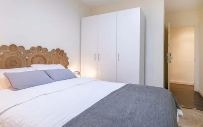 Private room at Calle Pablo Iglesias, 29, 03004 Alicante, Spain, image 2 of 11