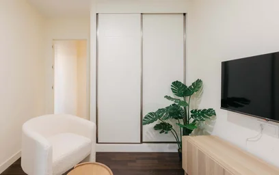 Private room at Calle Pablo Iglesias, 29, 03004 Alicante, Spain, image 6 of 11