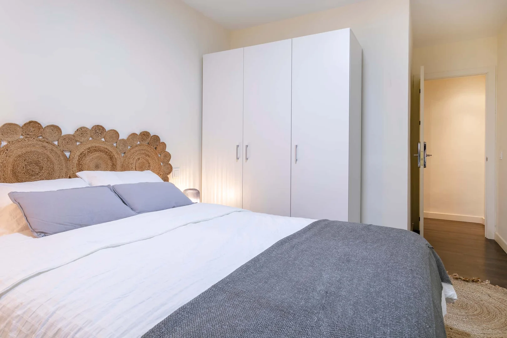 Budget-friendly student room close to campus in