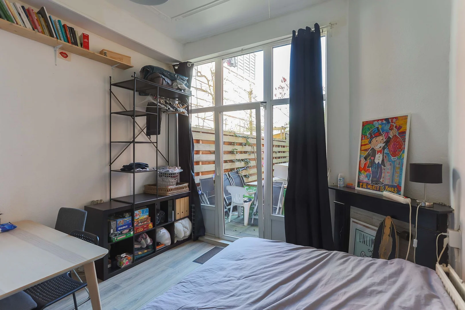 Chambre d'étudiant économique avec emplacement pratique dans 