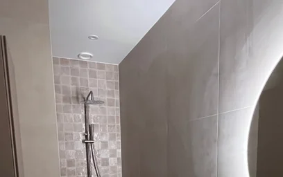 Modern and bright flat in {area}
