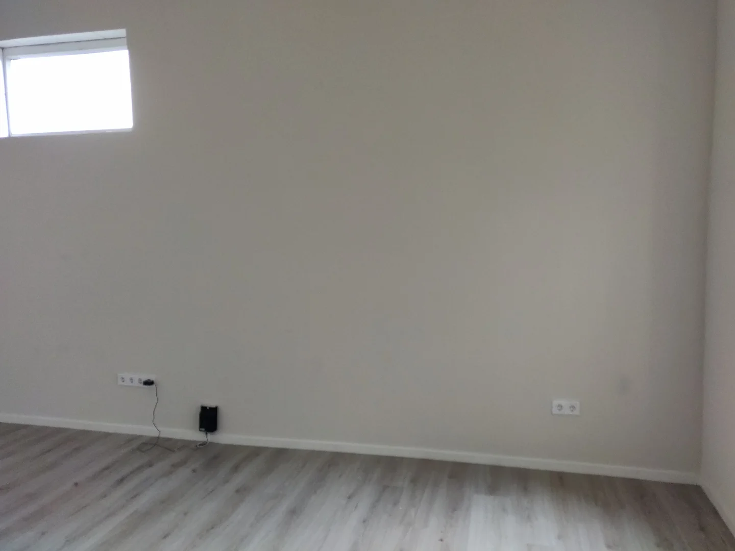 Economical student room with convenient location in 