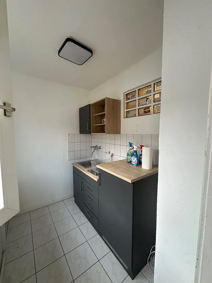 Habitación en apartamento estudiantil en alquiler en , completamente amueblado