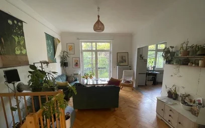 Quarto para alugar ao mês em {area}