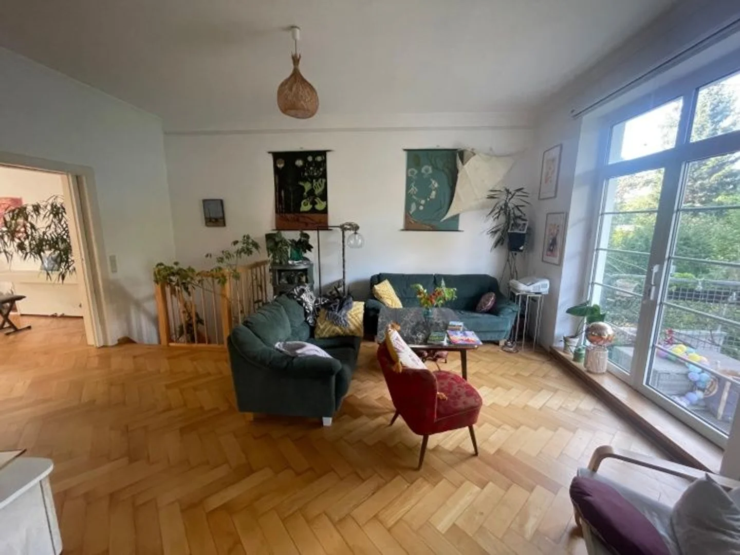 Quarto de estudante económico com localização conveniente em 