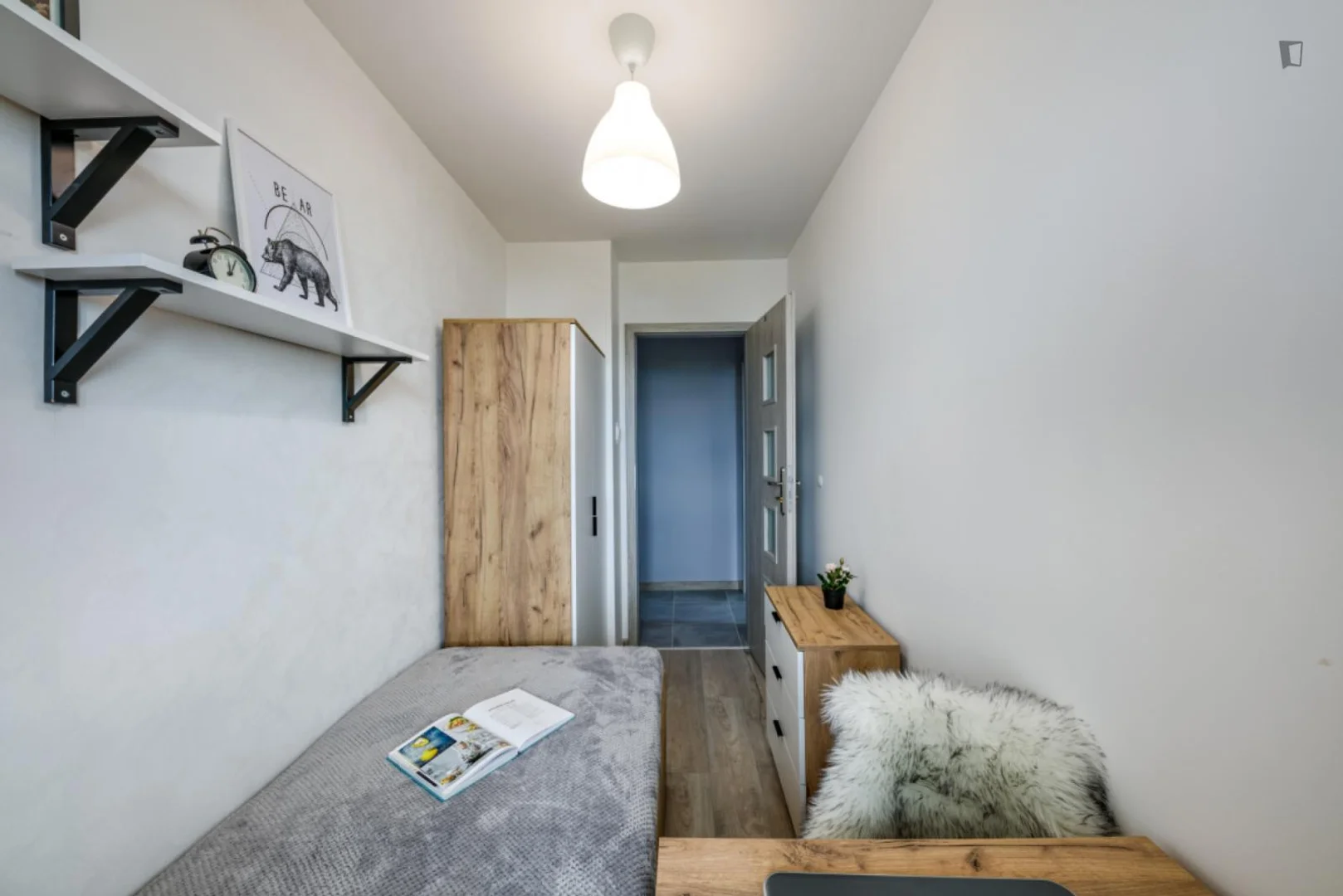 Habitación estudiantil económica con ubicación conveniente en 