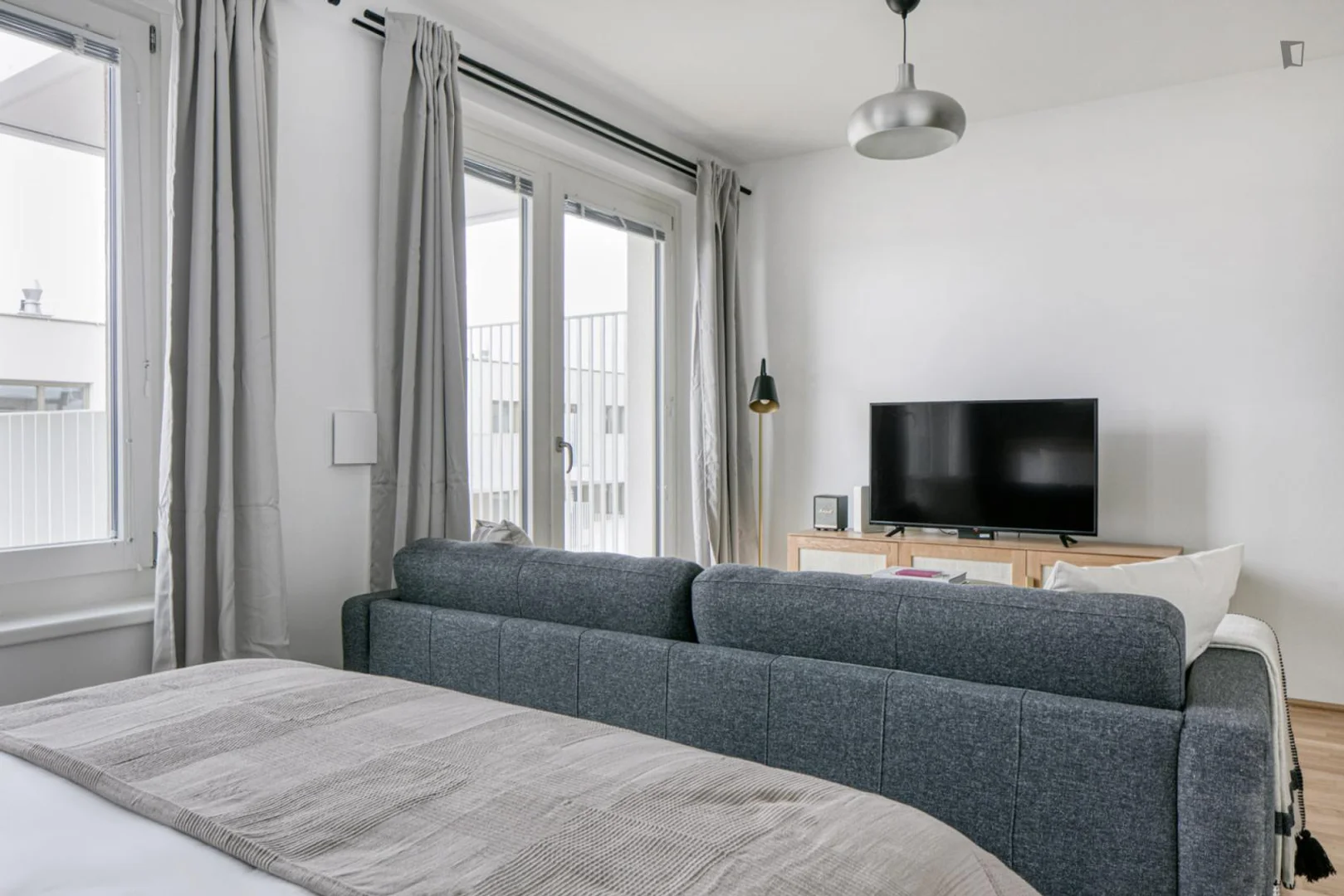 Convenient studio apartment for student living in