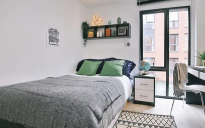 Gesamte Unterkunft im Wohnheim in der 25 Caledonia St, Liverpool L7 7DX, United Kingdom, bild 1 von 18