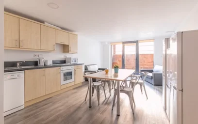 Appartamento intero in residence in 59 Edward St, Sheffield S3 7BY, United Kingdom, immagine 2 di 13