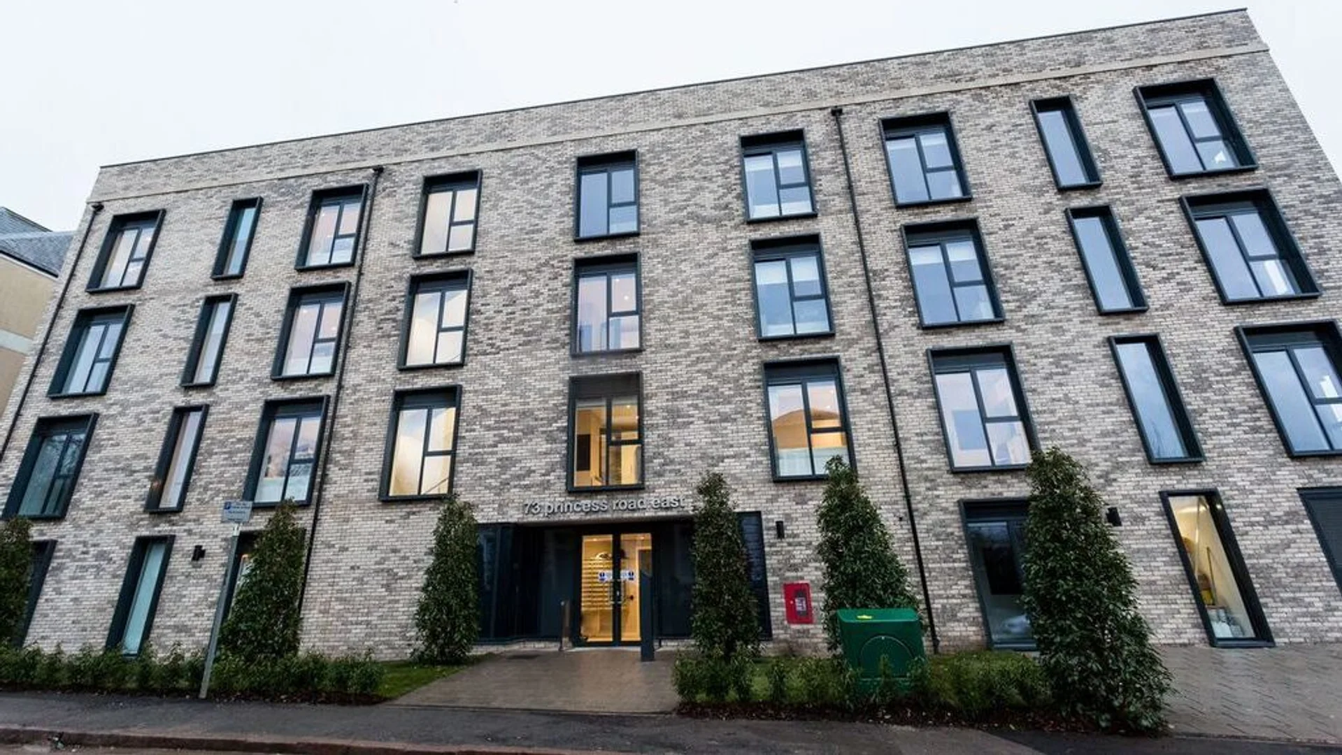 Minimalistisches Studentenstudio in  mit effizientem Grundriss