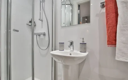 Dairenin tamamı Ikamet yerinde konumu 6 Fox St, Birmingham B5 5AD, United Kingdom, 2 24 görüntüsü