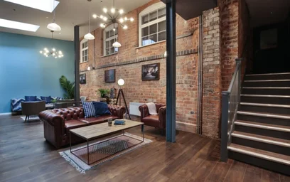 Dairenin tamamı Ikamet yerinde konumu 6 Fox St, Birmingham B5 5AD, United Kingdom, 12 24 görüntüsü