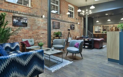 Dairenin tamamı Ikamet yerinde konumu 6 Fox St, Birmingham B5 5AD, United Kingdom, 14 24 görüntüsü