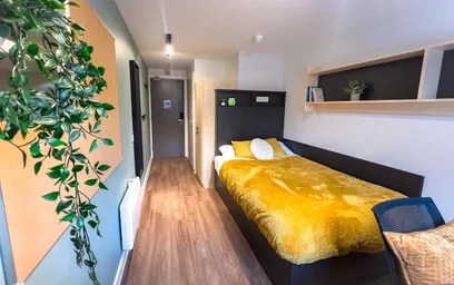Helles Privatzimmer in {area}