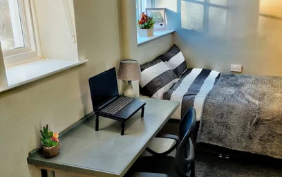 Estudio en residencia en St Mary's College, Fenham Hall Dr, Newcastle upon Tyne NE4 9YH, United Kingdom, imagen 12 de 49