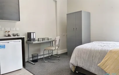 Estudio en residencia en St Mary's College, Fenham Hall Dr, Newcastle upon Tyne NE4 9YH, United Kingdom, imagen 20 de 49