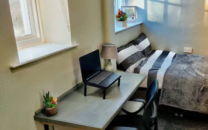 Estudio en residencia en St Mary's College, Fenham Hall Dr, Newcastle upon Tyne NE4 9YH, United Kingdom, imagen 41 de 49