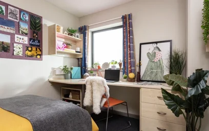 Private room in residence at Park Ln, Woodhouse, Leeds LS3 1DN, United Kingdom, image 11 of 20