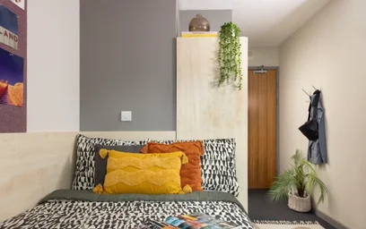 Private room in residence at Park Ln, Woodhouse, Leeds LS3 1DN, United Kingdom, image 5 of 20