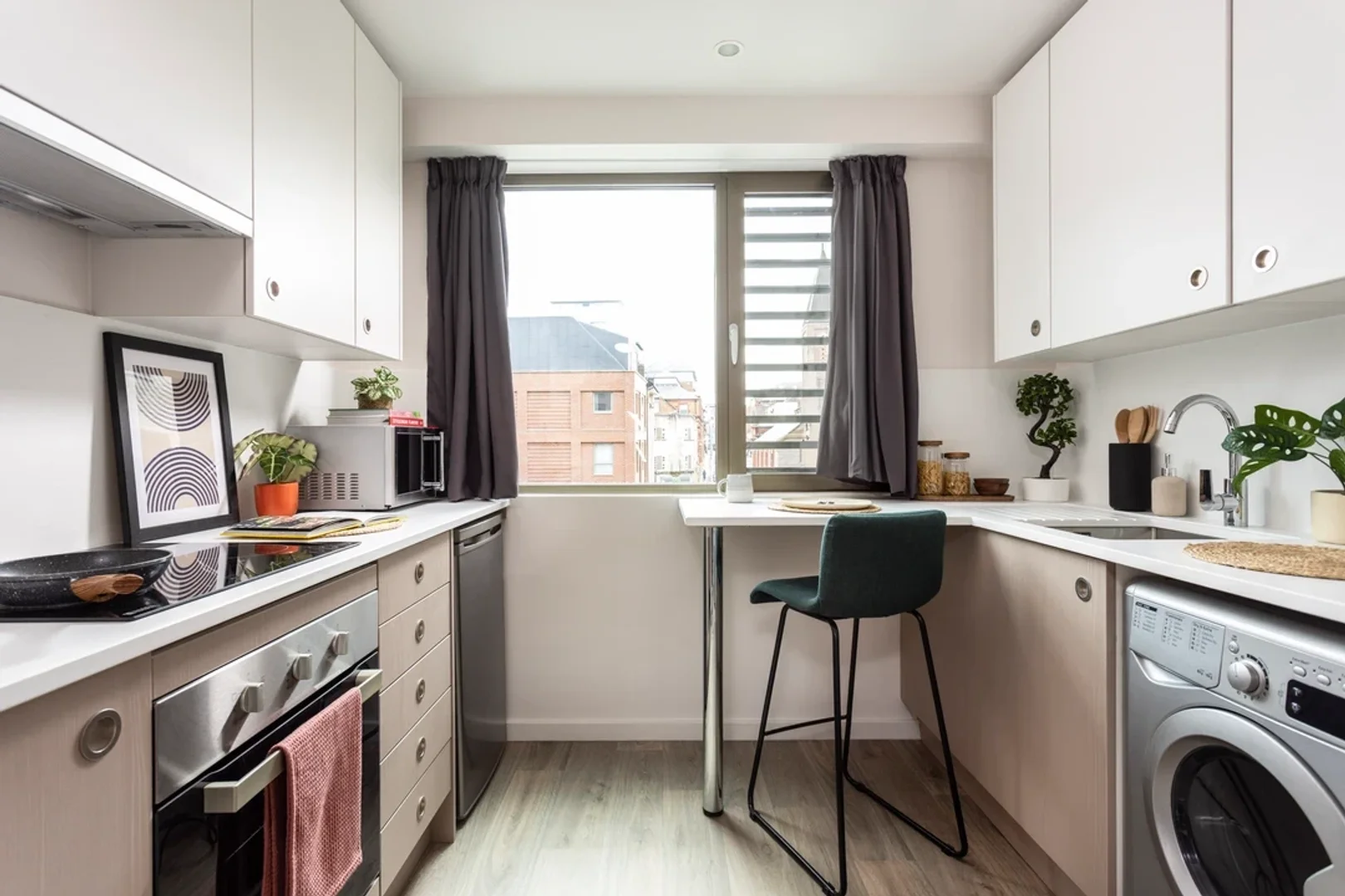 Apartamento estúdio chique perto do campus em 