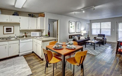 Całe miejsce w rezydencji 2323 Glenna Goodacre Boulevard, Lubbock, TX 79401, obraz 28 32