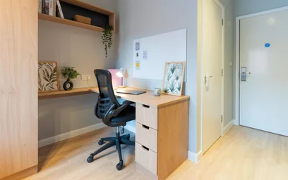 Quarto privado em residência em Midland Way, Nottingham NG7 3EU, United Kingdom, imagem 5 de 49