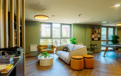 Quarto privado em residência em Midland Way, Nottingham NG7 3EU, United Kingdom, imagem 47 de 49