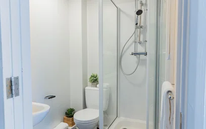 Quarto privado em residência em Midland Way, Nottingham NG7 3EU, United Kingdom, imagem 8 de 49