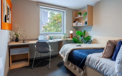 Quarto privado em residência em 1 Lineker Rd, Leicester LE2 7FZ, United Kingdom, imagem 26 de 27