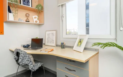 Quarto privado em residência em 1 Lineker Rd, Leicester LE2 7FZ, United Kingdom, imagem 4 de 27