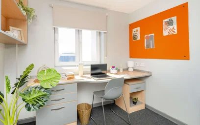 Quarto privado em residência em 1 Lineker Rd, Leicester LE2 7FZ, United Kingdom, imagem 3 de 26