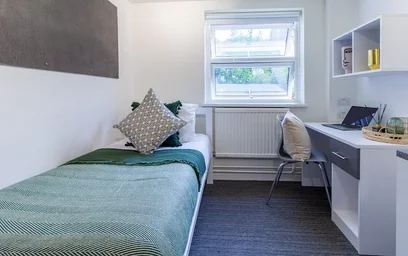Özel oda Ikamet yerinde konumu Bassett Green Rd, Bassett, Southampton SO16 3QB, United Kingdom, 14 23 görüntüsü