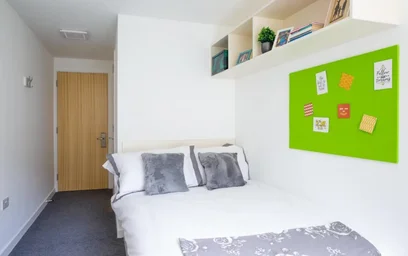 Estudio en residencia en Anchor Rd, Bristol BS1 5TP, United Kingdom, imagen 4 de 13