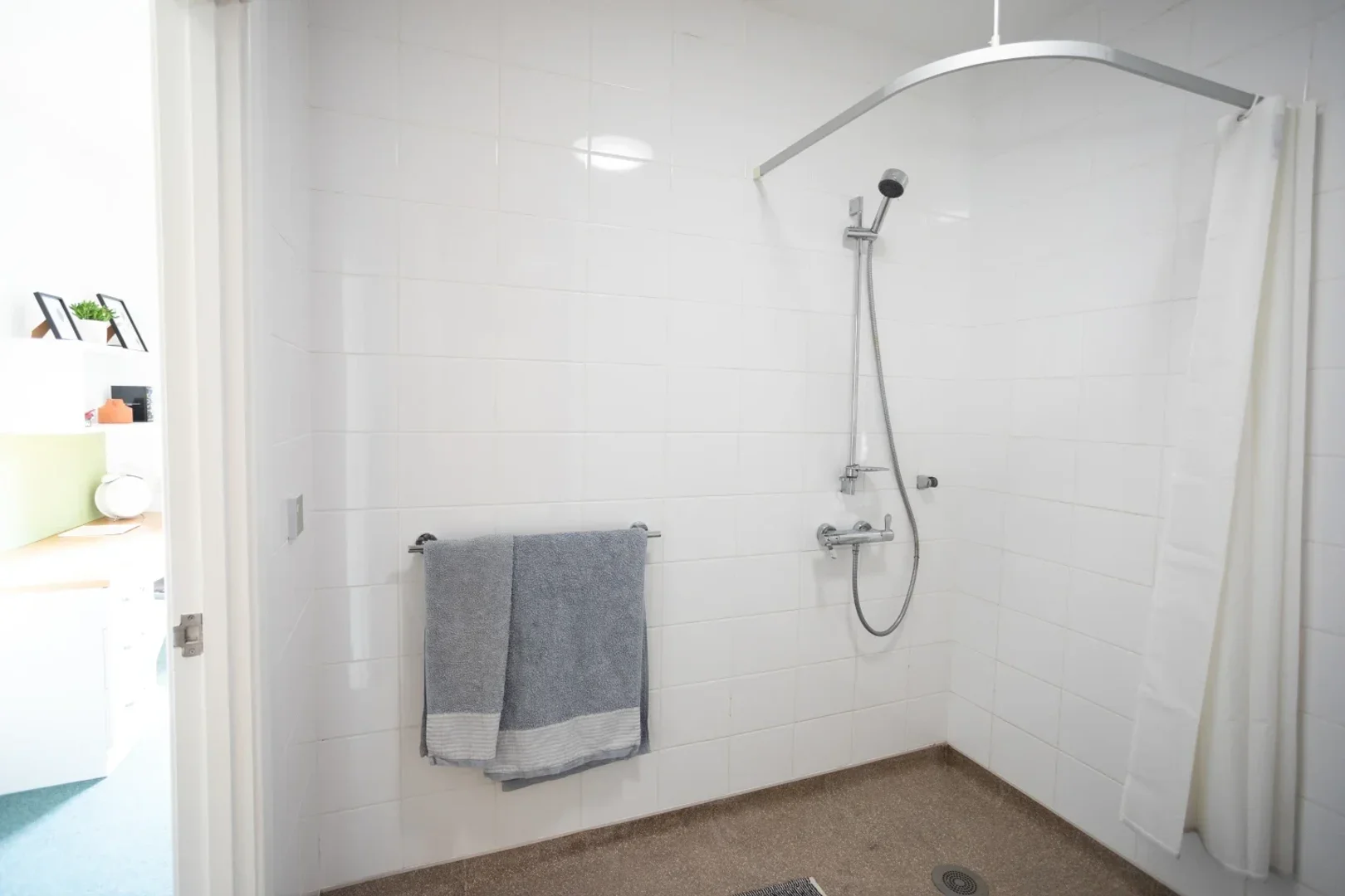 Cozy room for students available in