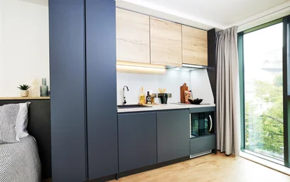 Studio in residence at 11 Park Pl, Cathays, Cardiff CF10 3FH, United Kingdom, image 28 of 41