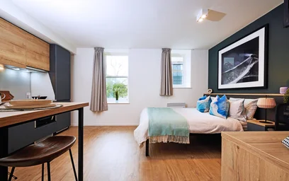 Studio in residence at 11 Park Pl, Cathays, Cardiff CF10 3FH, United Kingdom, image 34 of 41