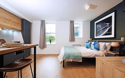 Studio in residence at 11 Park Pl, Cathays, Cardiff CF10 3FH, United Kingdom, image 8 of 41