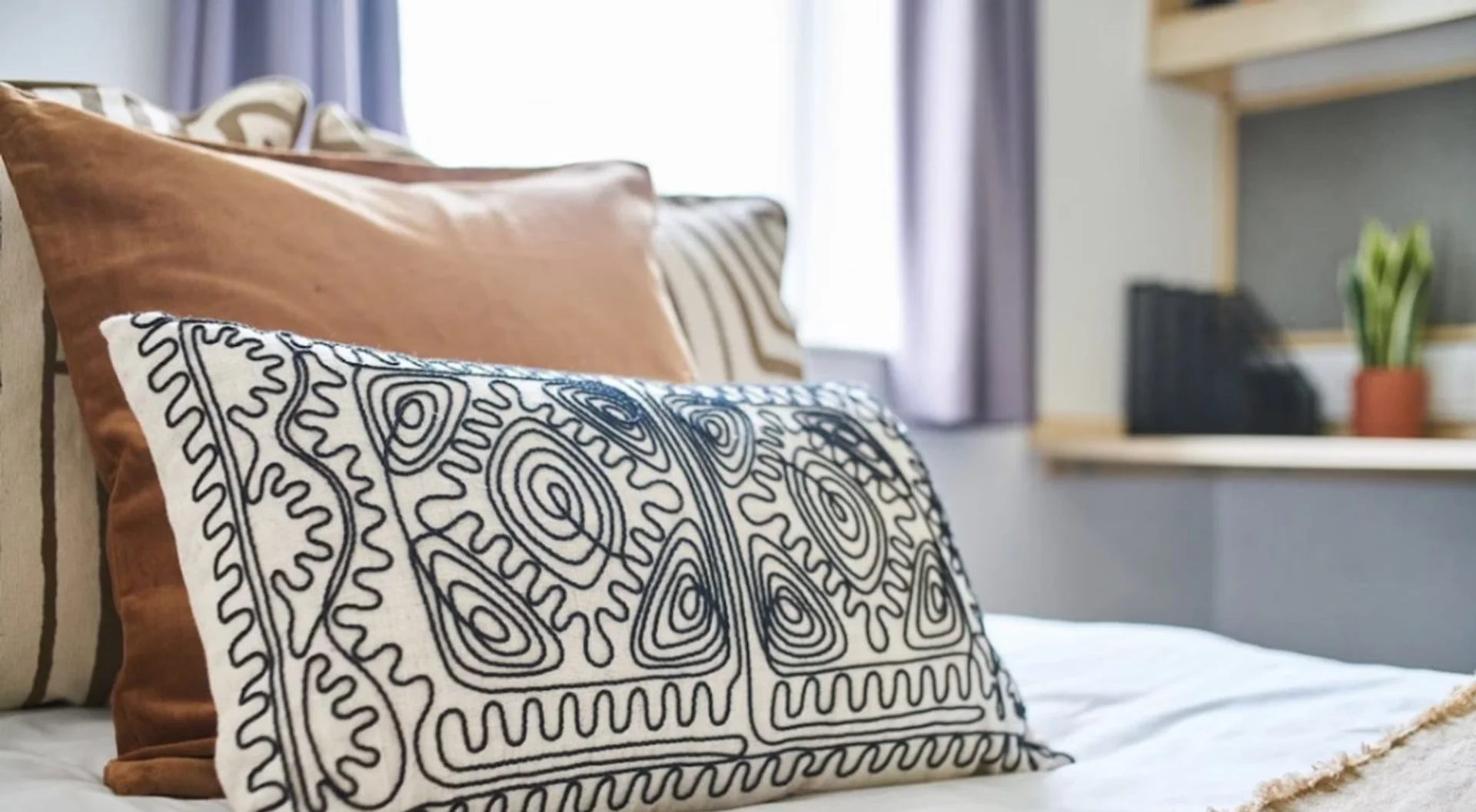 Bright and airy student room with easy university access in