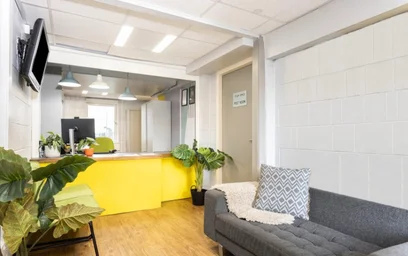 Dairenin tamamı Ikamet yerinde konumu 60 Spring Garden, Aberdeen AB25 1GN, United Kingdom, 5 18 görüntüsü
