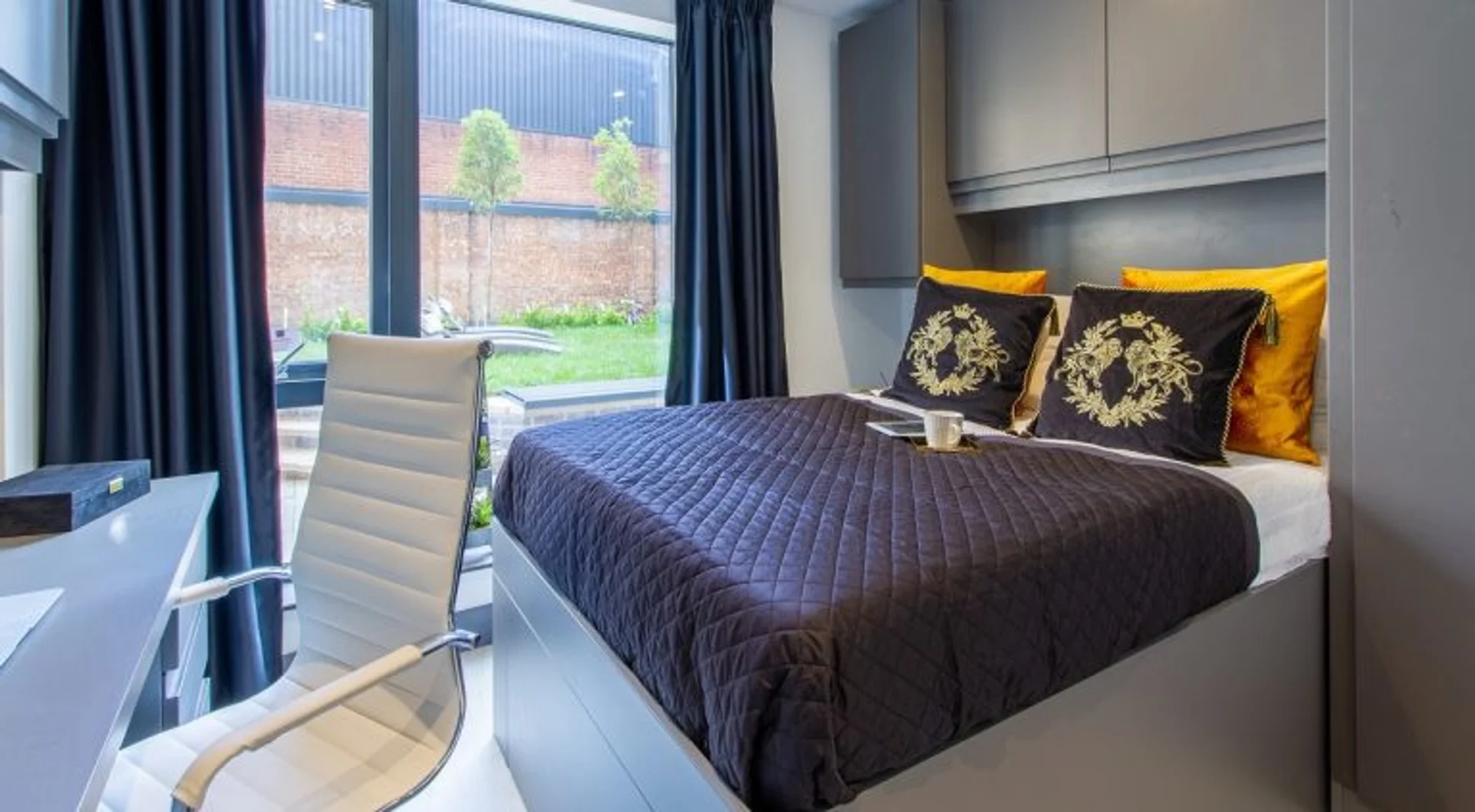 33 Parkside, Coventry CV1 2NE, United Kingdom